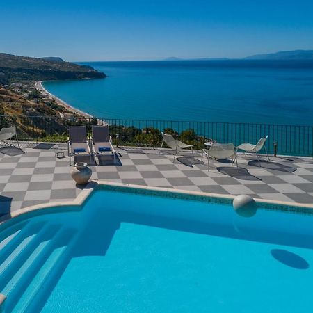 Garbis Villas & Apartments Лурдата Екстер'єр фото