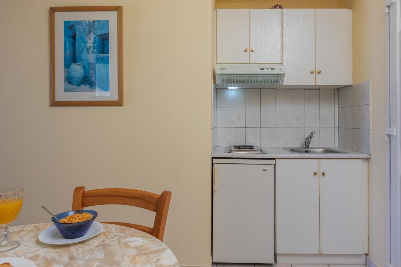 Garbis Villas & Apartments Лурдата Екстер'єр фото